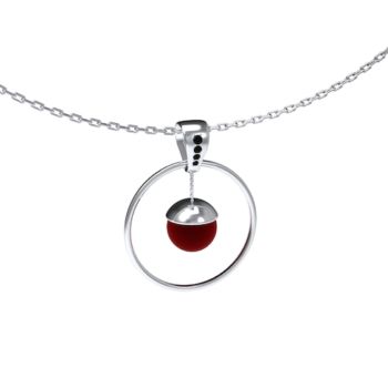 Pendentif Thémis sur chaîne