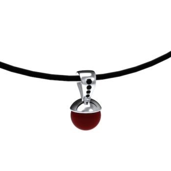 Pendentif Hestia sur cordon de soie